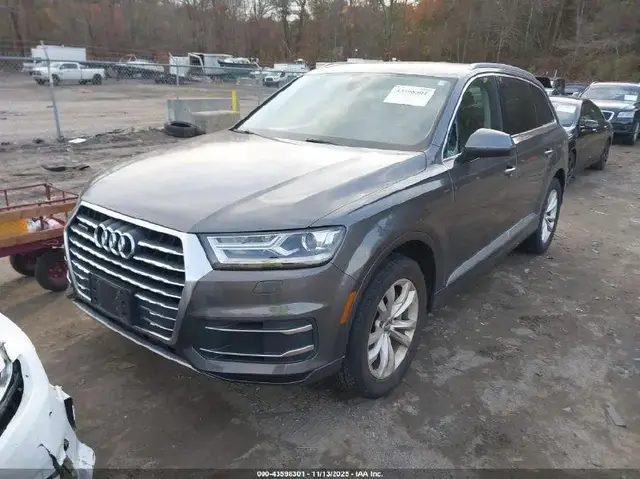 AUDI Q7 2019