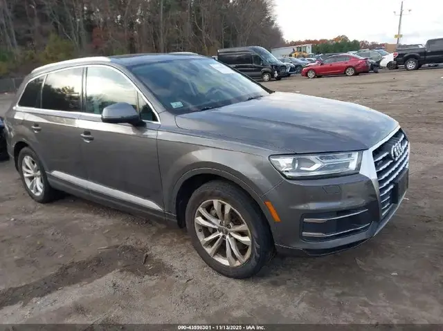 AUDI Q7 2019