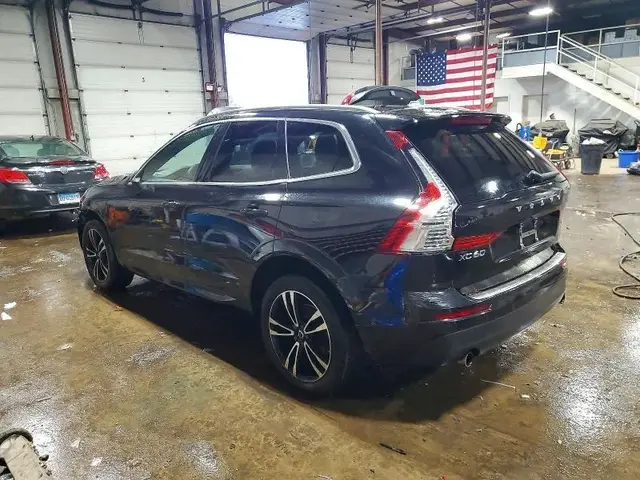 VOLVO XC60 2021
