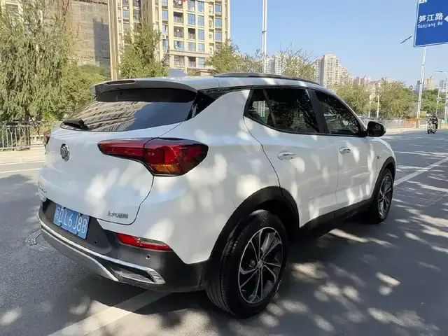 BUICK ENCORE GX LUXURY 2020