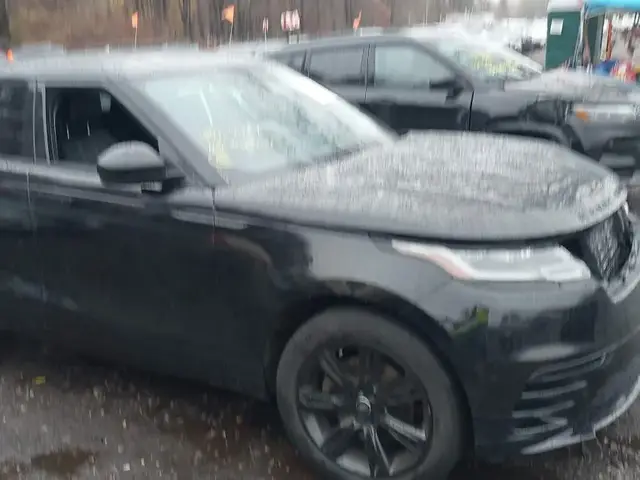 LAND ROVER VELAR RANGE ROVER VELAR P340 2022