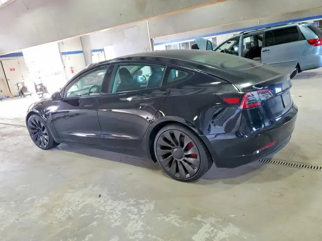 TESLA MODEL 3 PERFOMANCE 2023