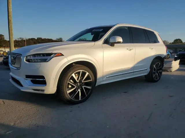 VOLVO XC90 2022