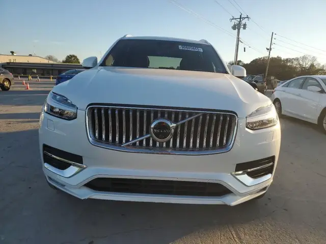 VOLVO XC90 2022