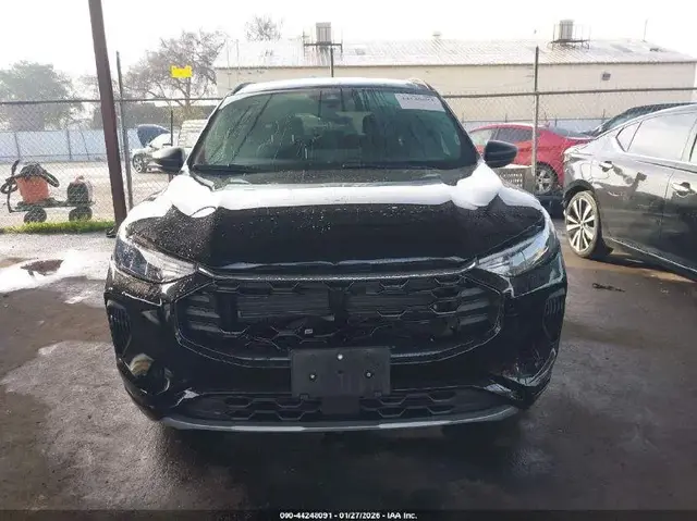 FORD ESCAPE ST-LINE 2023