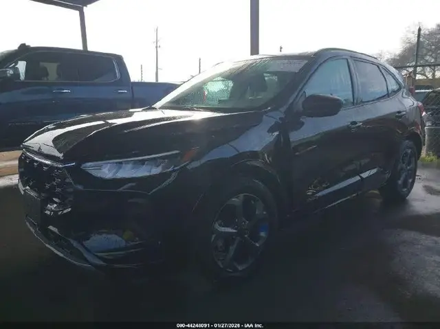 FORD ESCAPE ST-LINE 2023