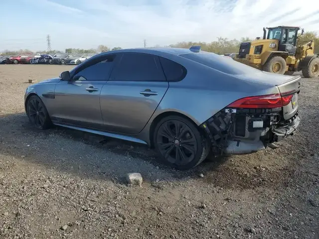 JAGUAR XF R-DYNAMIC SE 2022