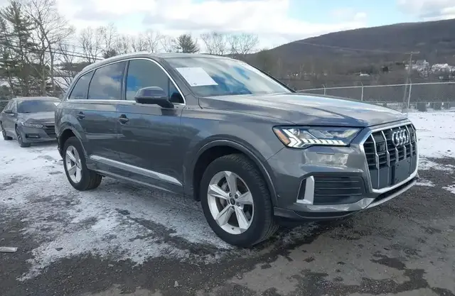 AUDI Q7 2023