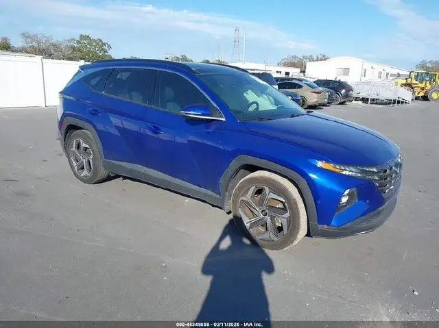 HYUNDAI TUCSON 2023