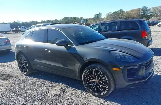 PORSCHE MACAN 2022