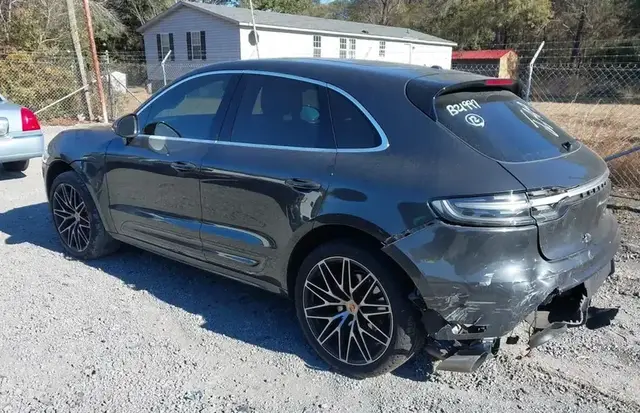 PORSCHE MACAN 2022