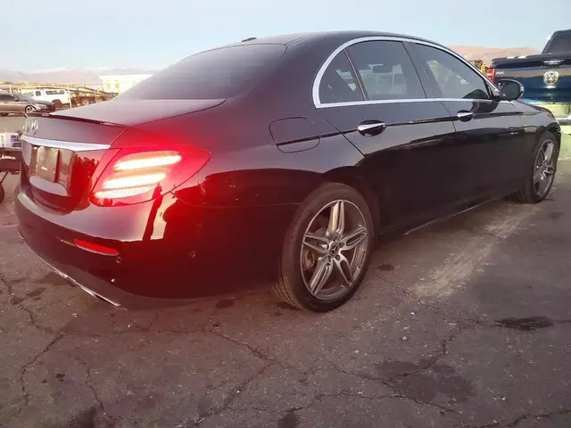 MERCEDES-BENZ E-CLASS E 300 2018
