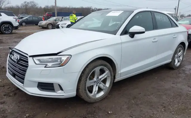 AUDI A3 PREMIUM 2016