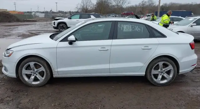 AUDI A3 PREMIUM 2016