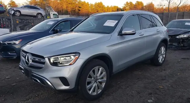 MERCEDES-BENZ GLC 300 2020