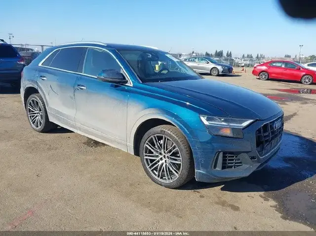 AUDI Q8 2019