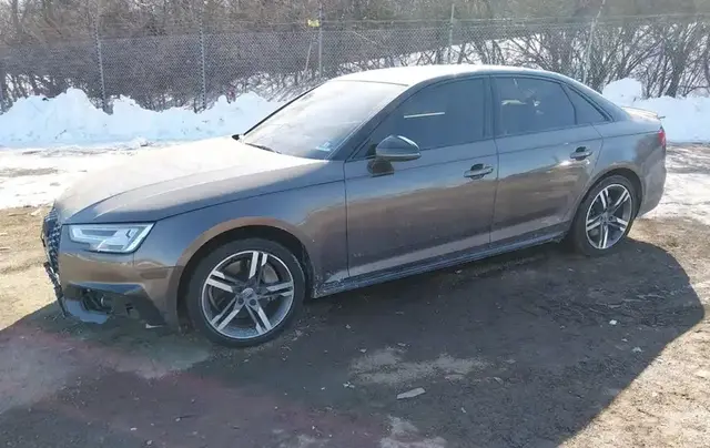 AUDI A4 2017