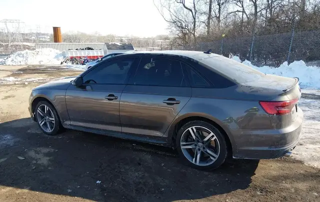 AUDI A4 2017