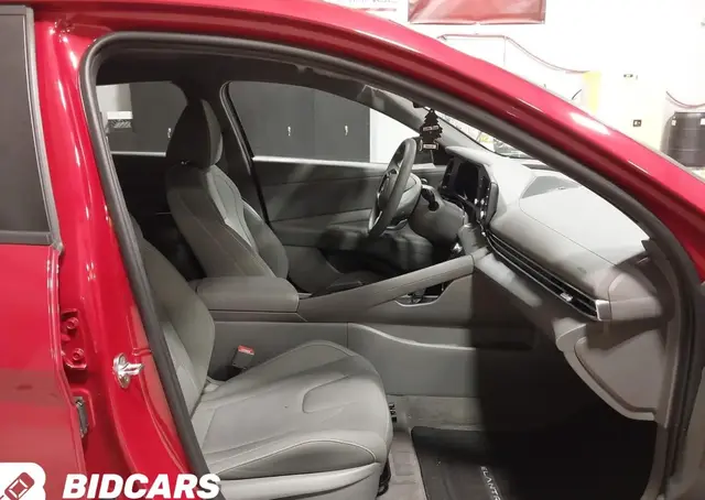 HYUNDAI ELANTRA 2023