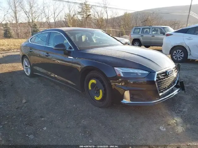 AUDI A5 2023