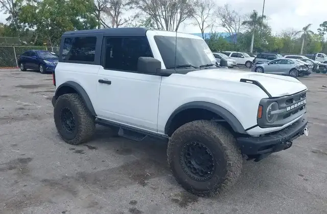 FORD BRONCO 2022