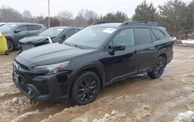 SUBARU OUTBACK 2023