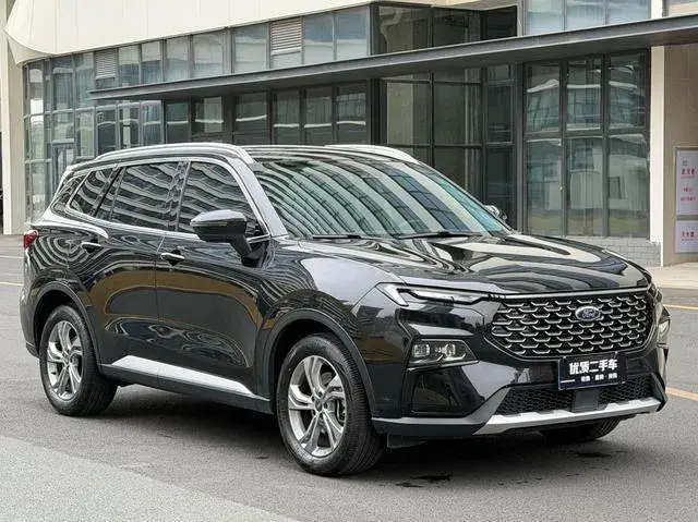 FORD EQUATAOR SPORT PLATINUM EDITION 2022