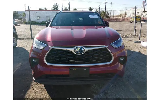 TOYOTA HIGHLANDER HYBRID XLE 2023