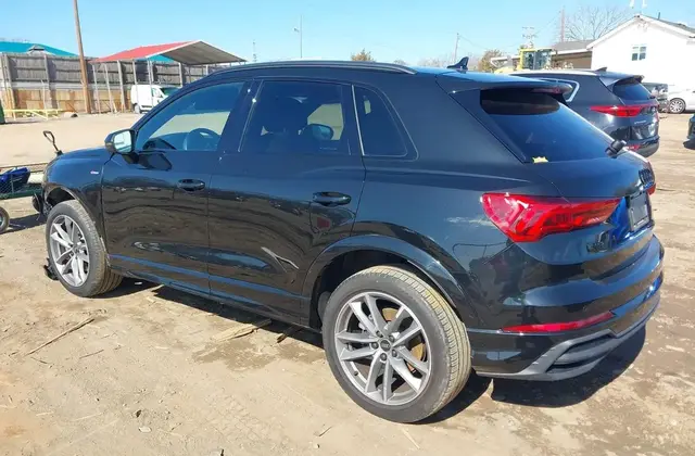 AUDI Q3 2022