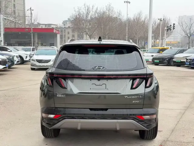 HYUNDAI TUCSON 2023