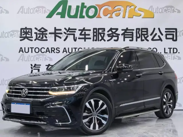 VOLKSWAGEN TIGUAN L R-LINE 2022