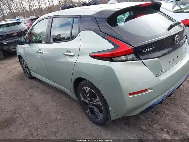NISSAN LEAF SV 2019