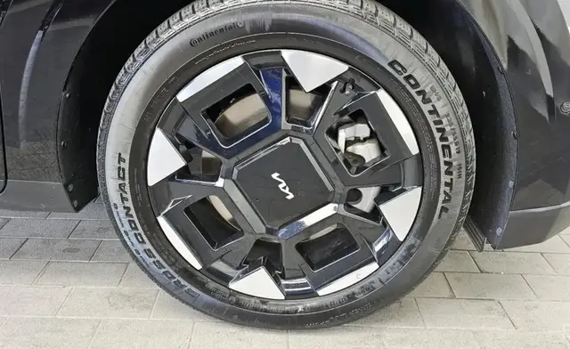 KIA CARNIVAL SIGNATURE 2024