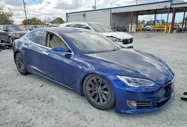 TESLA MODEL S 2018
