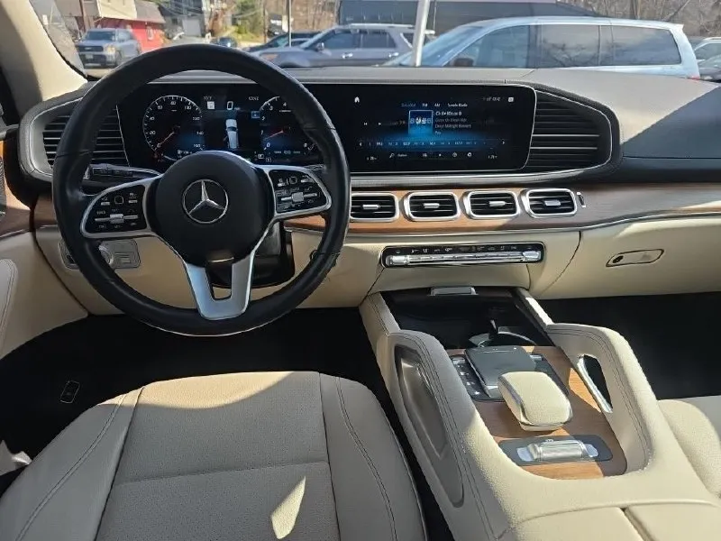 MERCEDES-BENZ GLS 2021