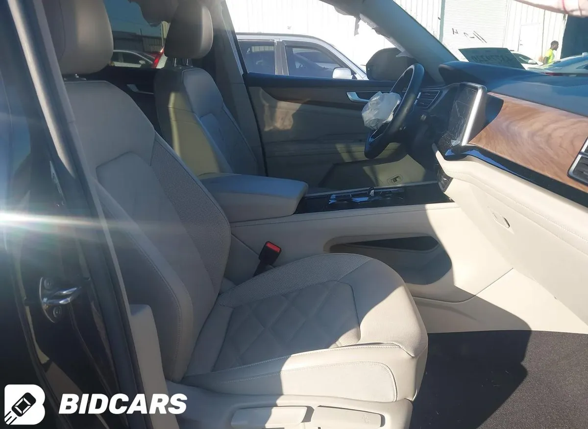 VOLKSWAGEN ATLAS 2024