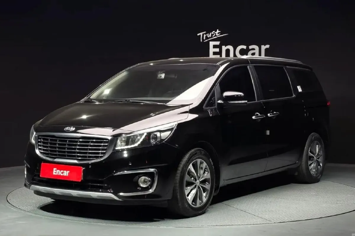 KIA CARNIVAL 2018