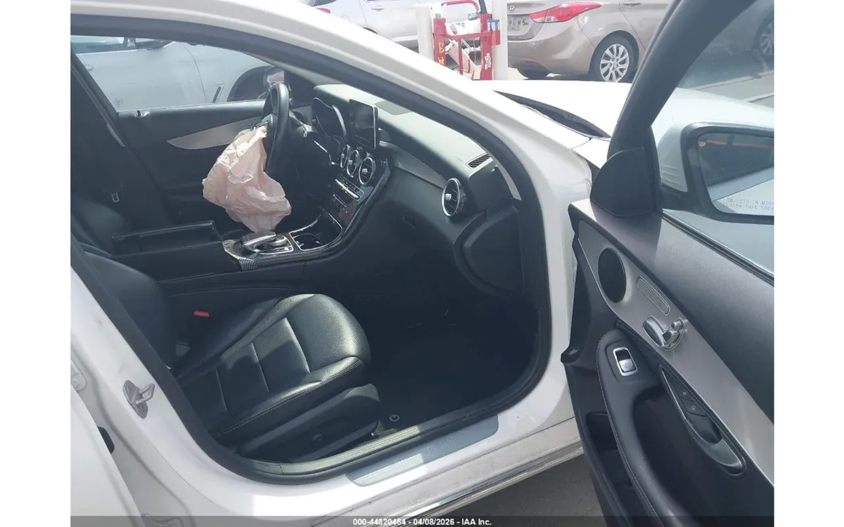 MERCEDES-BENZ C-CLASS C 300 4MATIC 2016