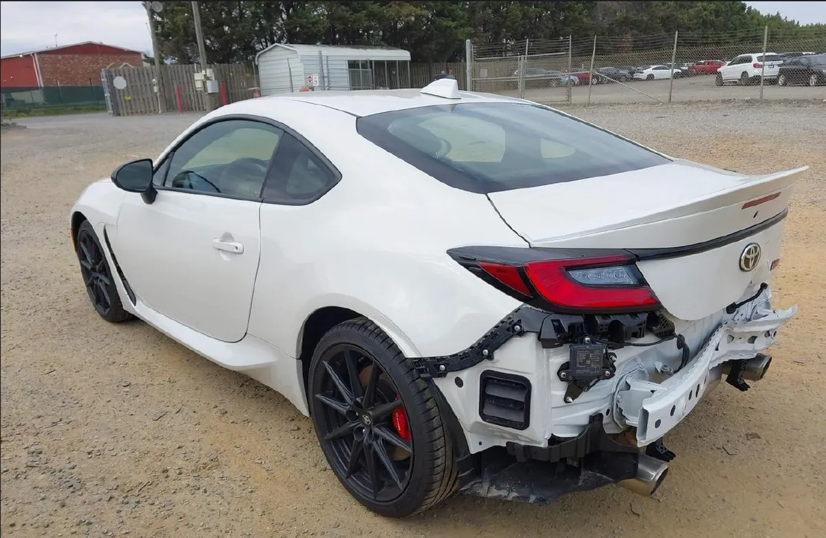 TOYOTA GR86 PREMIUM 2025
