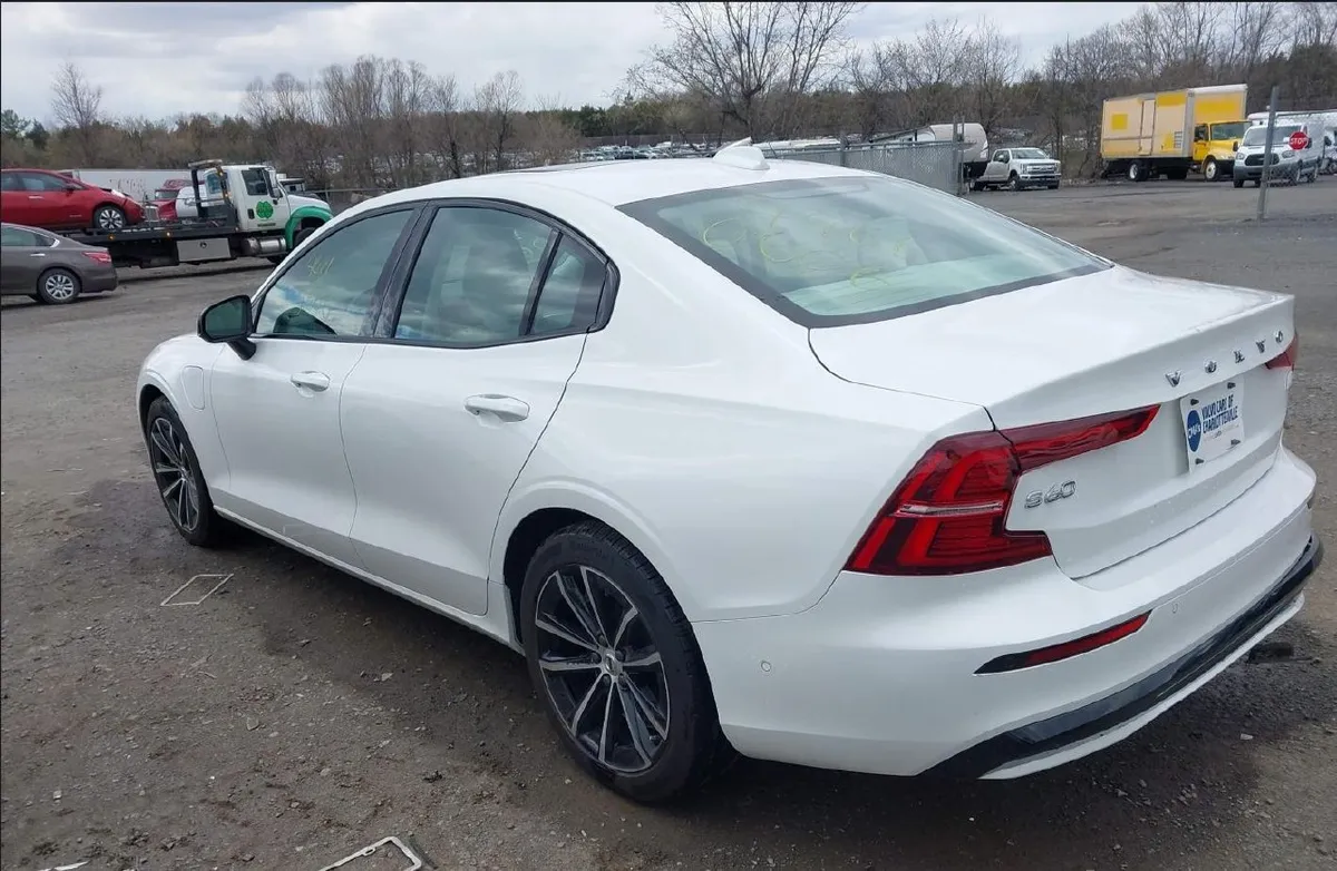 VOLVO S60 RECHARGE PLUG-IN HYBRID 2024