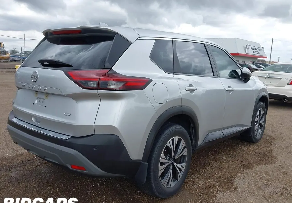 NISSAN ROGUE SV FWD 2022