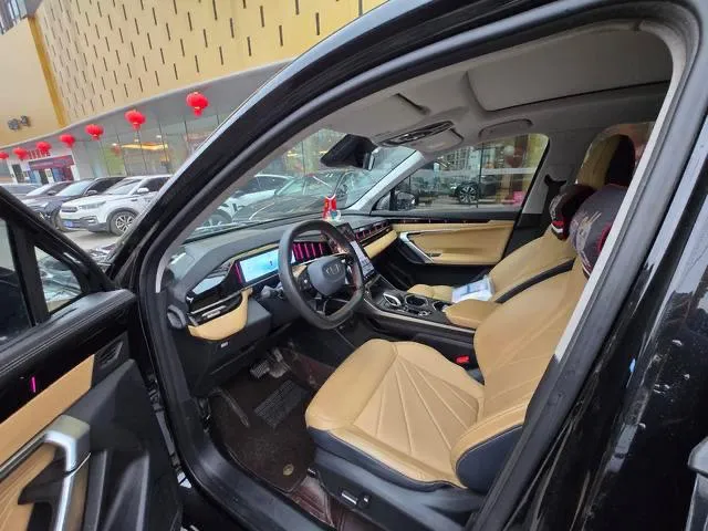 GEELY BOYUE L PRESTIGE 2023