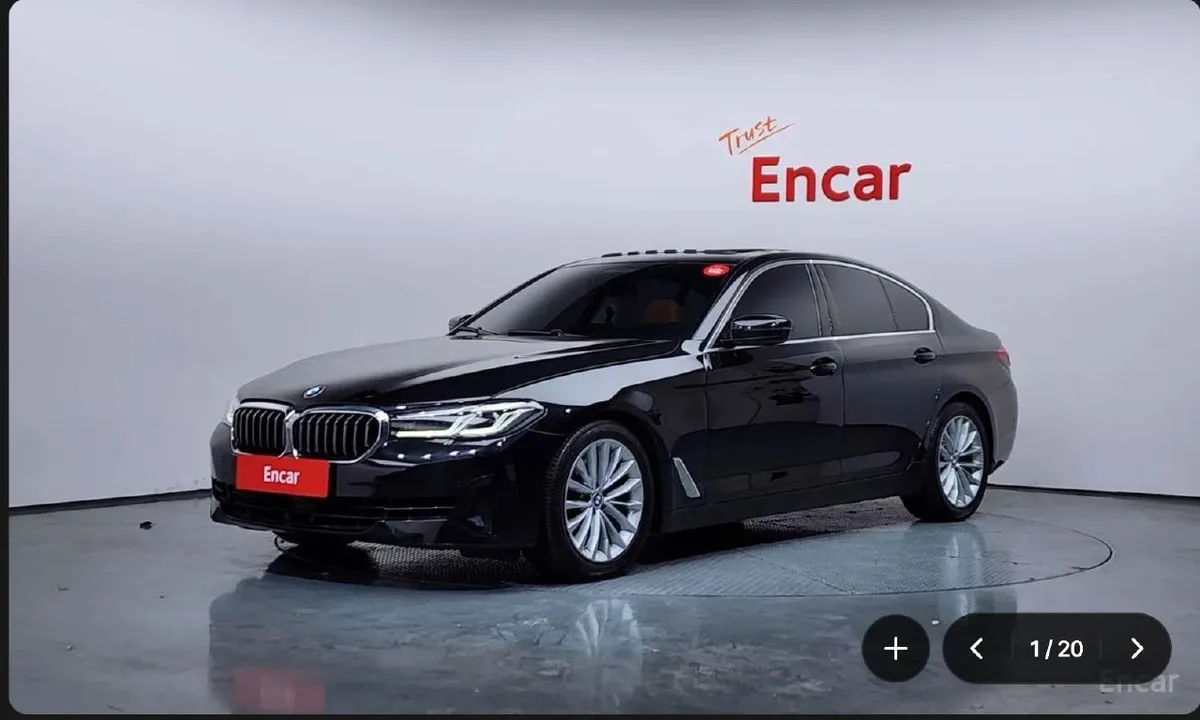 BMW 5 SERIES LUXURY 2022