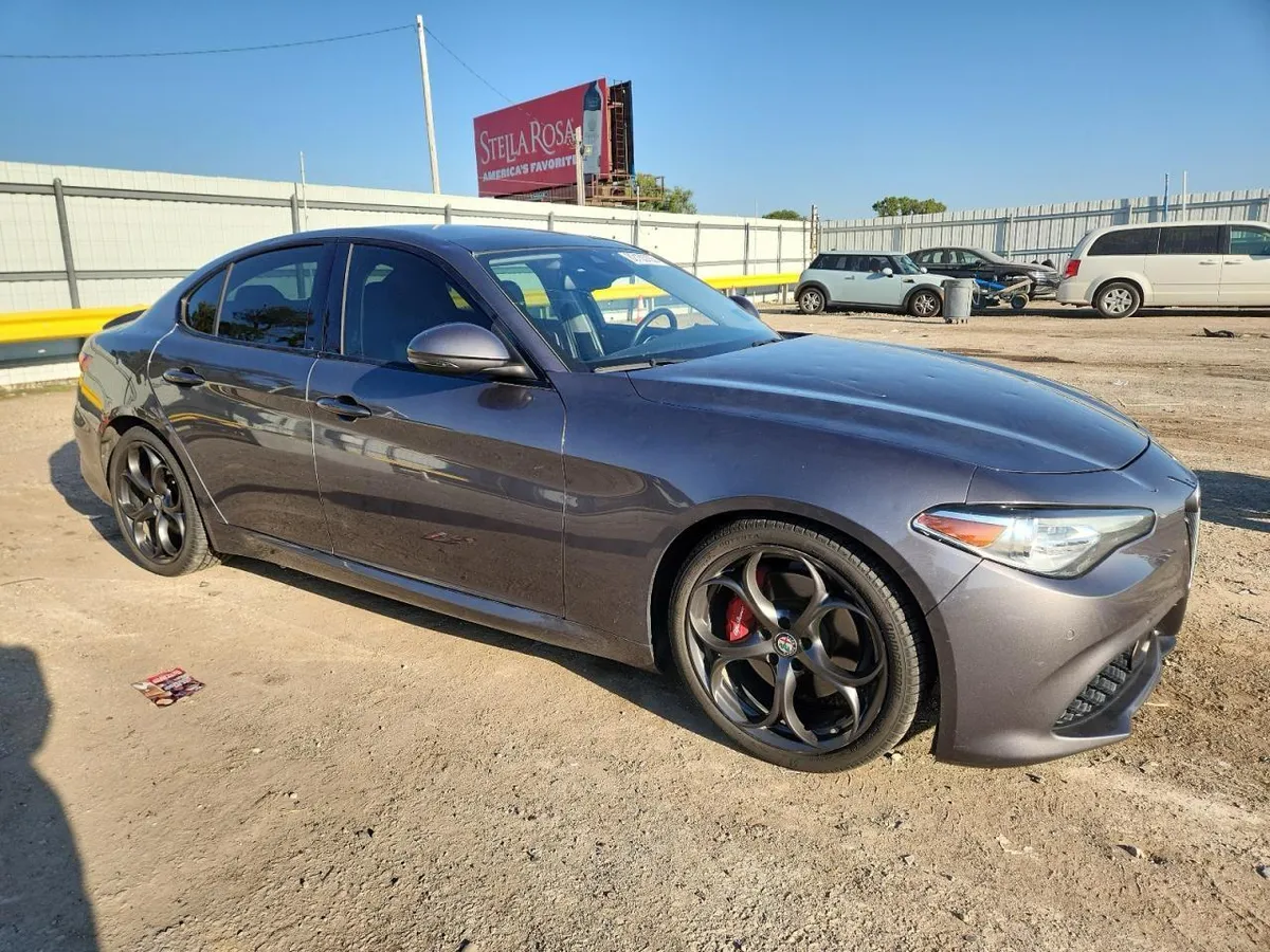ALFA ROMEO GIULIA 2017