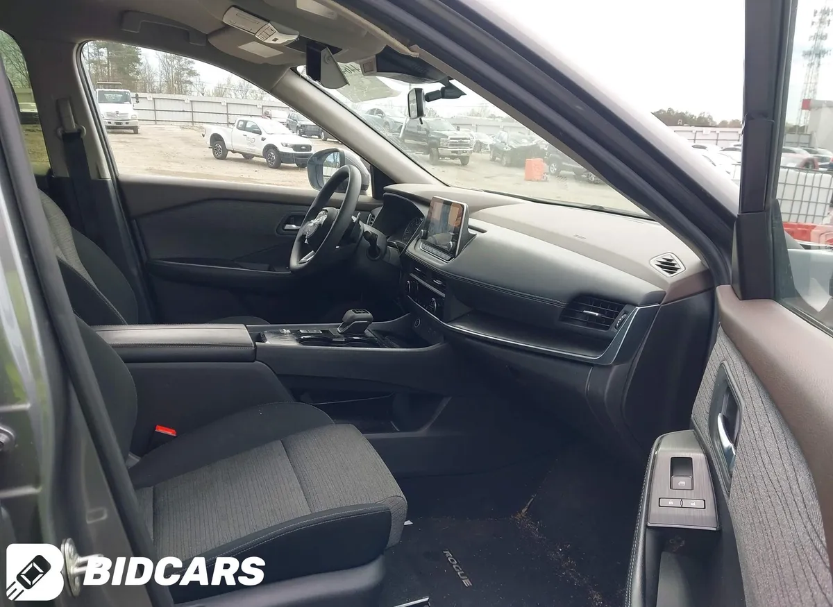 NISSAN ROGUE 2023