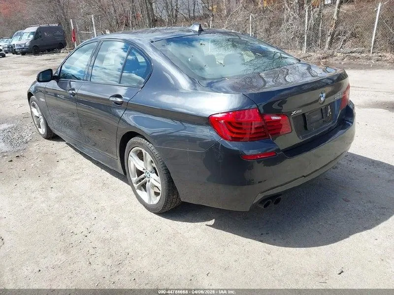 BMW 528I XDRIVE 2015