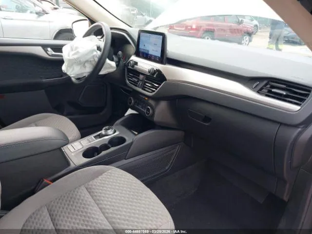 FORD ESCAPE SE 2019