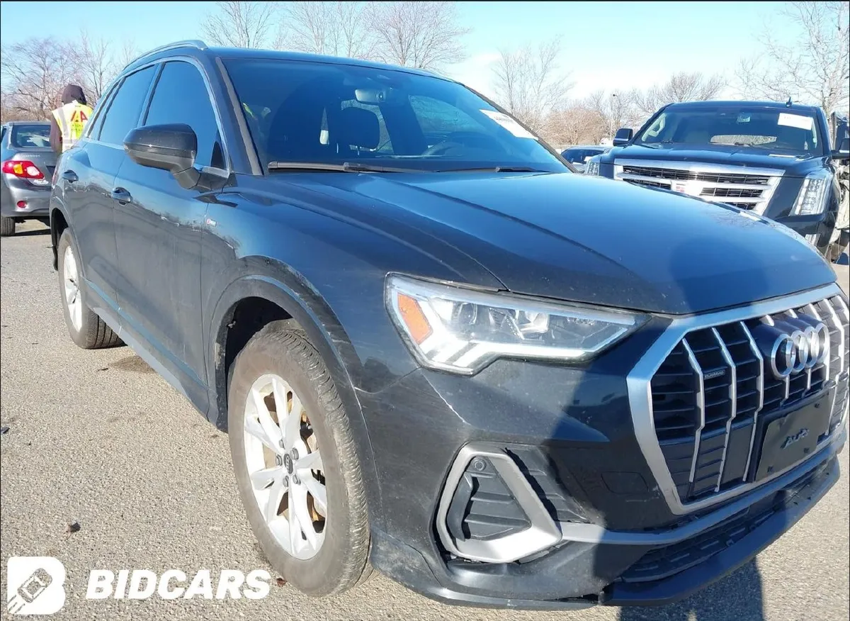 AUDI Q3 PREMIUM 2023