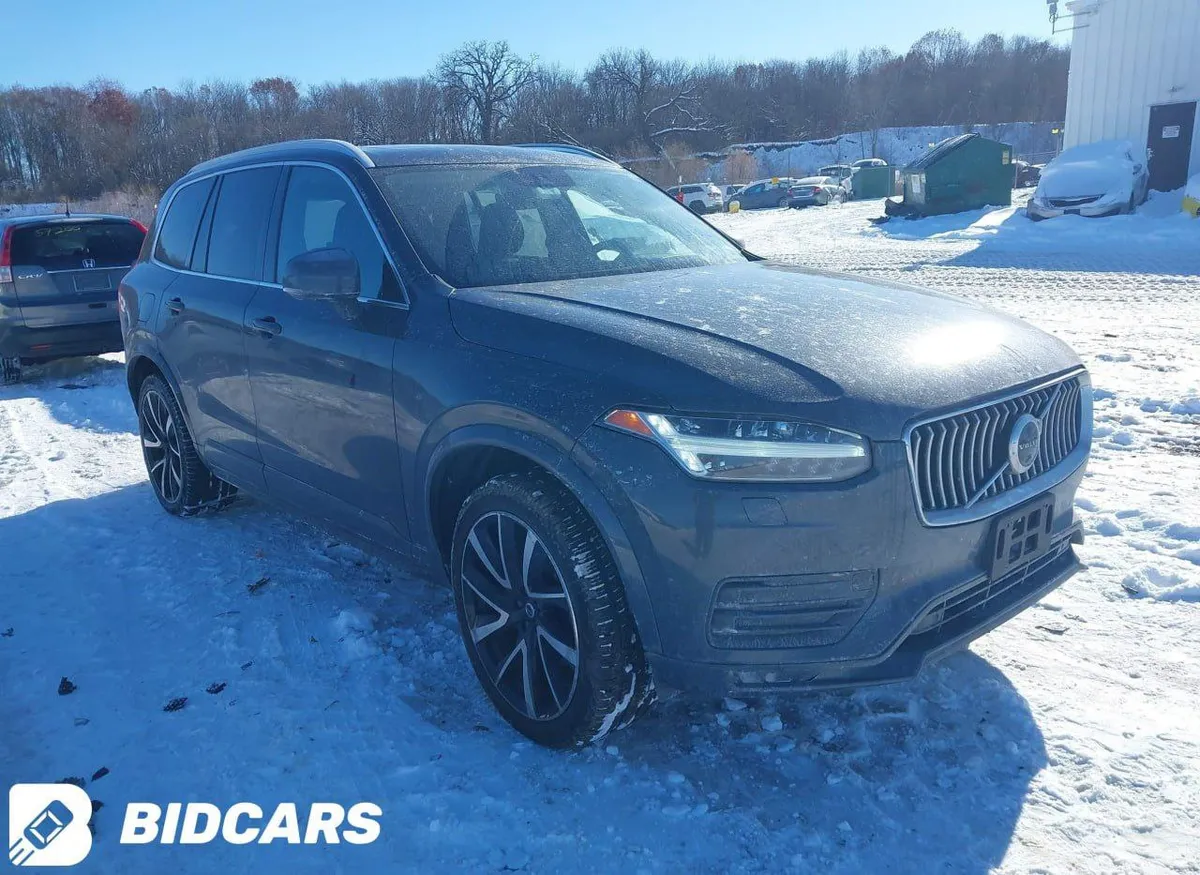 VOLVO XC90 T6 MOMENTUM 7 PASSENGER 2022