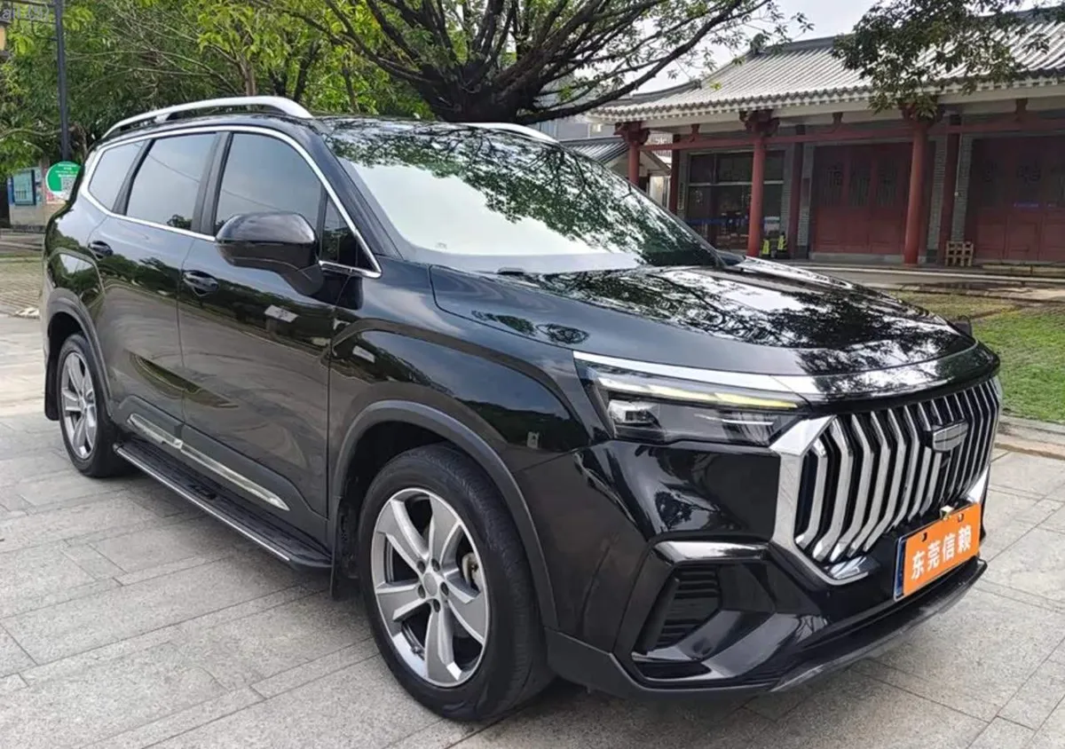 GEELY OKAVANGO 2023